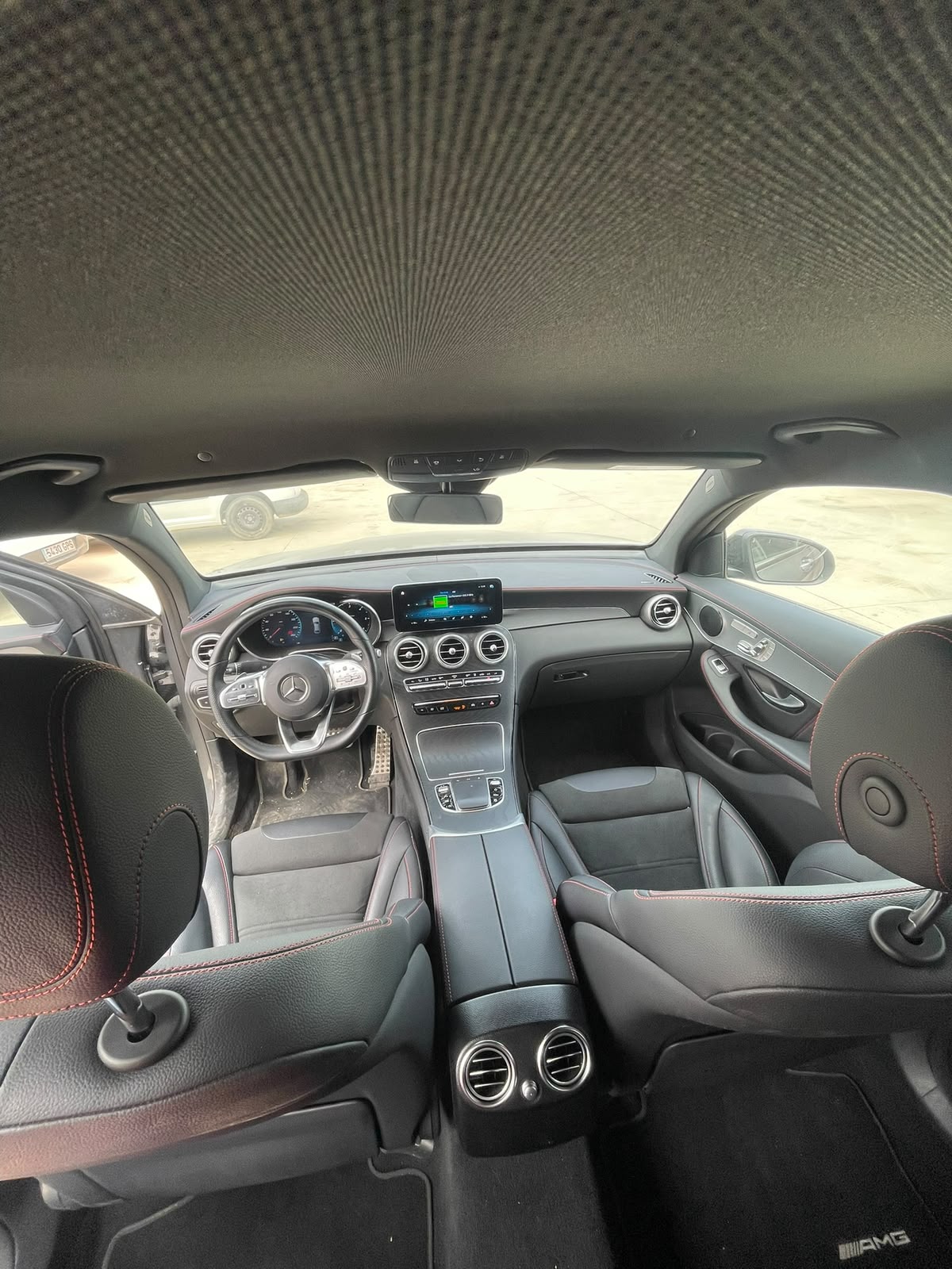 Mercedes GLC 400d 4MATIC Coupé AMG Line - 330CV - 2022 - Techo Negro / Cinturones Rojos / 360º - Imagen 9