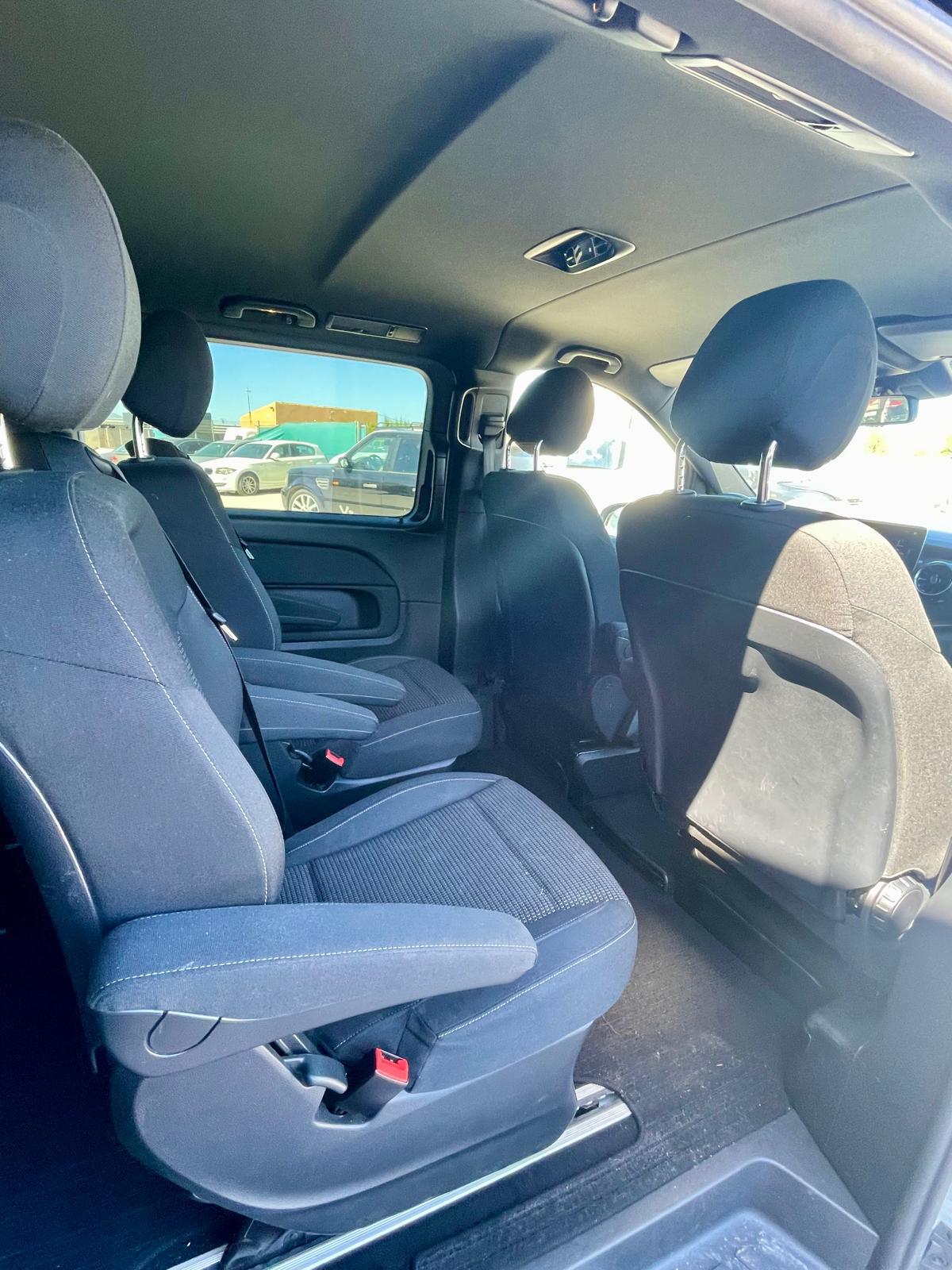Mercedes-Benz Clase V 300 d AMG Line 239CV 9G-TRONIC | 2021 | 7 Plazas - Imagen 8