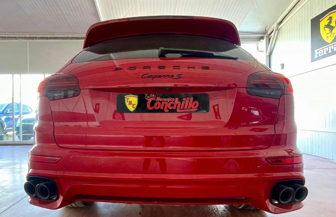 PORSCHE CAYENNE S DIESEL 4.2 V8 385 CV - 2016 - ROJO CARMINE - Imagen 3