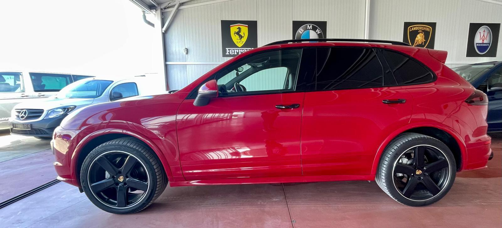 PORSCHE CAYENNE S DIESEL 4.2 V8 385 CV - 2016 - ROJO CARMINE - Imagen 5