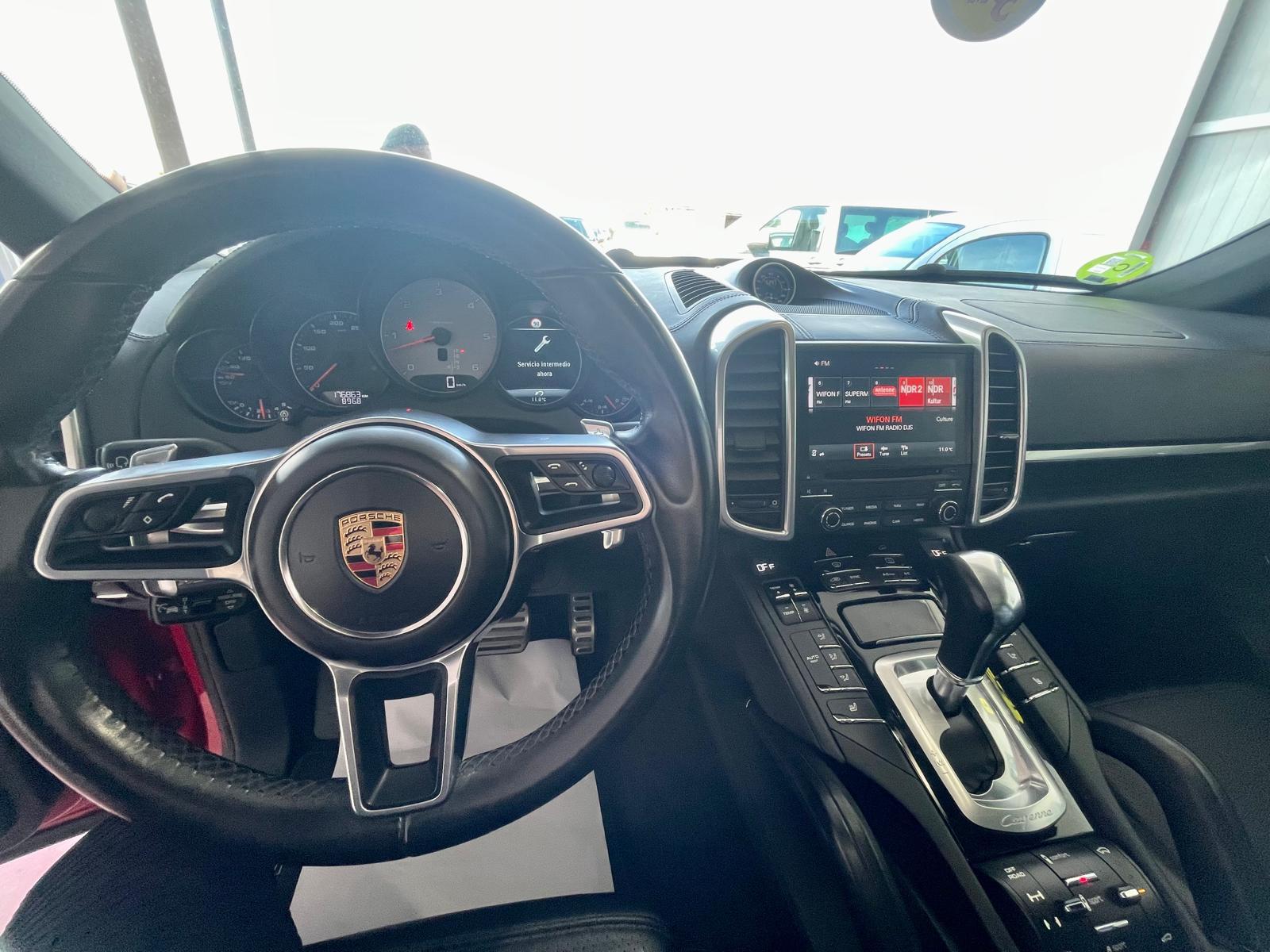 PORSCHE CAYENNE S DIESEL 4.2 V8 385 CV - 2016 - ROJO CARMINE - Imagen 8