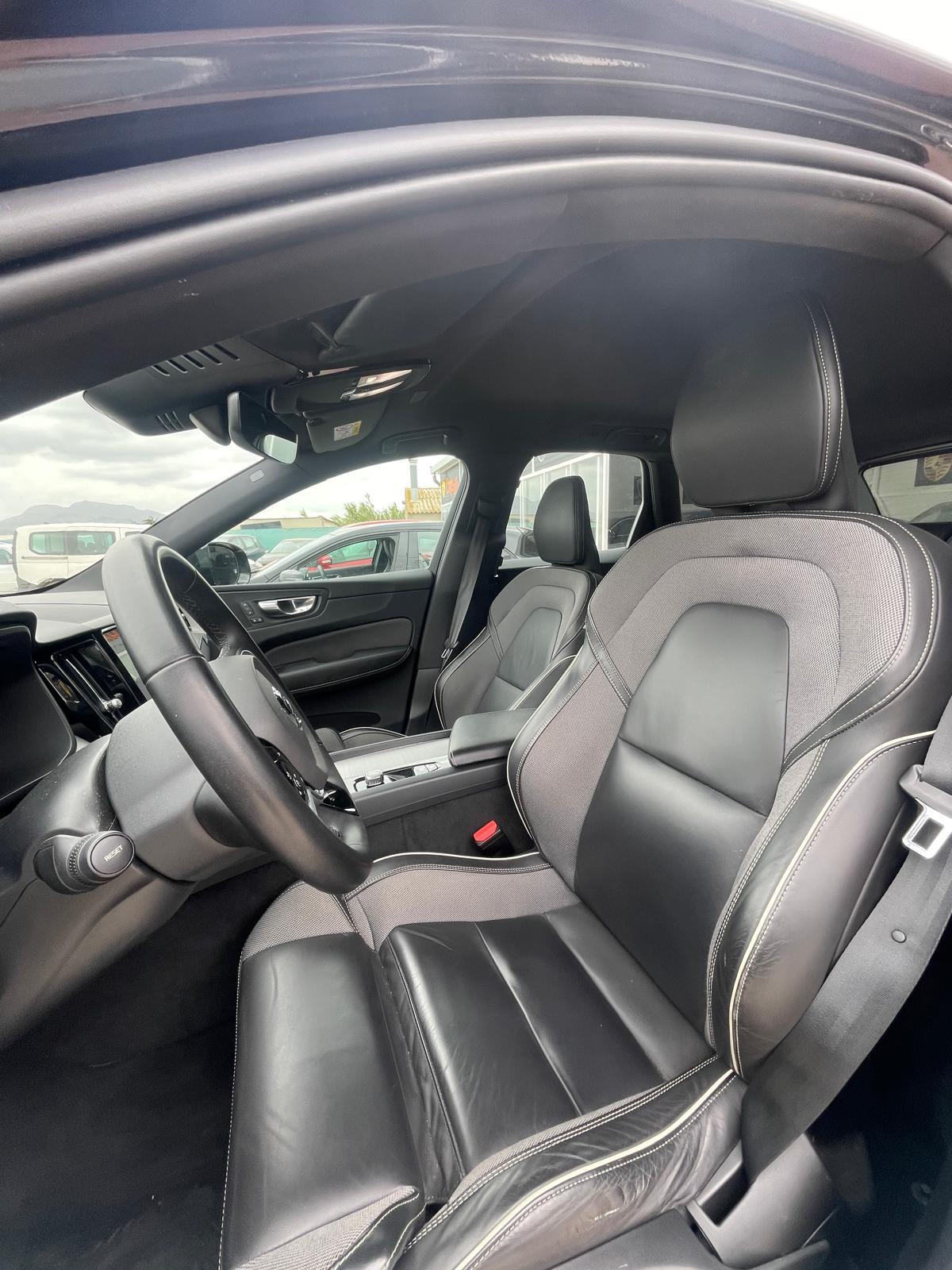 VOLVO XC60 B4 DIESEL HYBRID AWD 197CV - AÑO 2023 - ETIQUETA ECO - Imagen 5