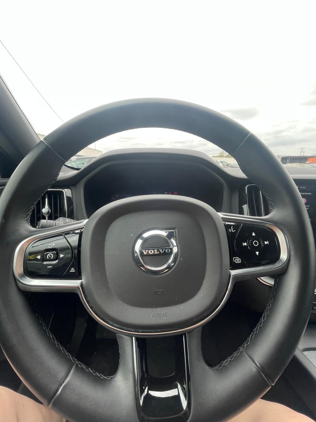 VOLVO XC60 B4 DIESEL HYBRID AWD 197CV - AÑO 2023 - ETIQUETA ECO - Imagen 11